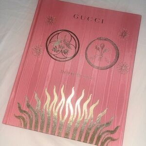 Gucci 2018 Holiday Art Book Novelty OS